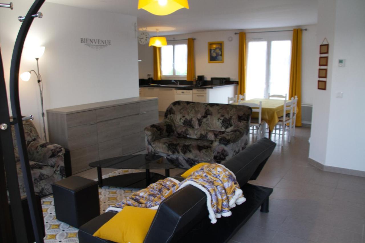 Les Lauriers De Lomagne Villa Lavit Exteriör bild