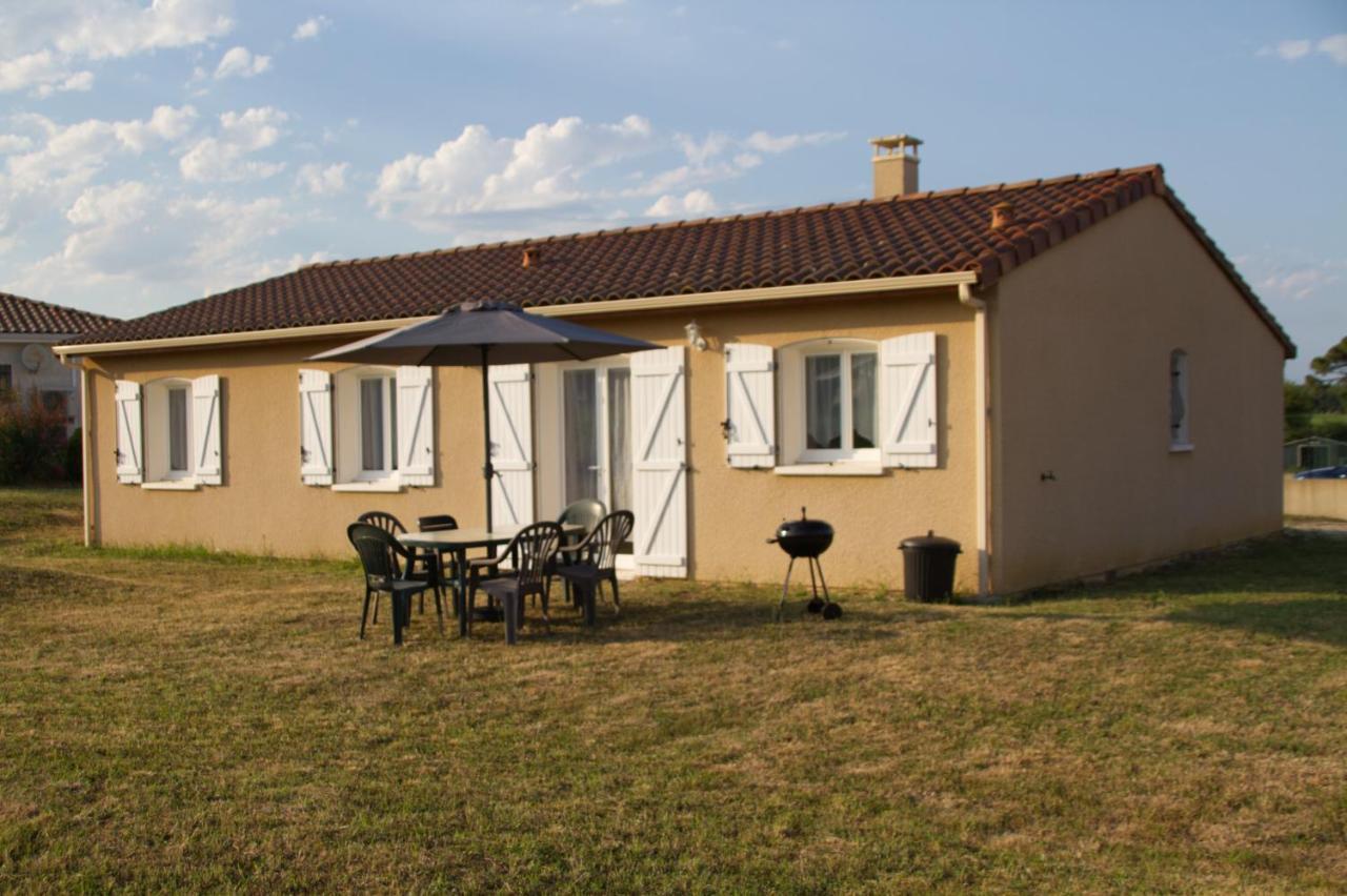Les Lauriers De Lomagne Villa Lavit Exteriör bild