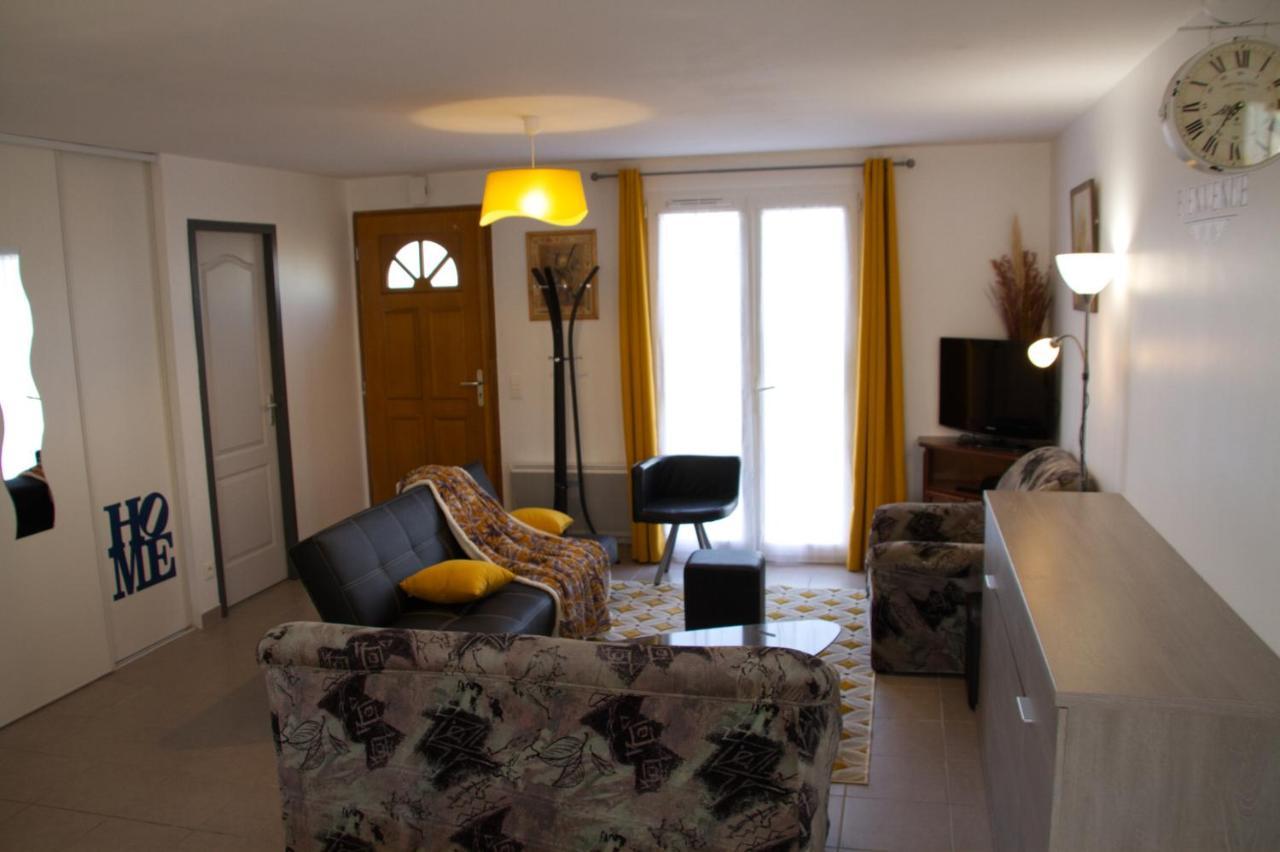 Les Lauriers De Lomagne Villa Lavit Exteriör bild