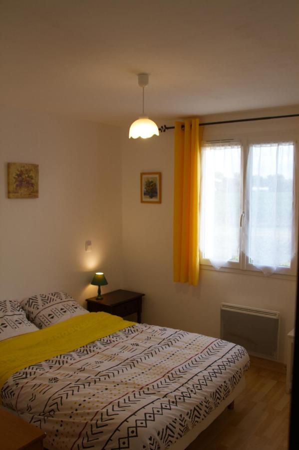 Les Lauriers De Lomagne Villa Lavit Exteriör bild