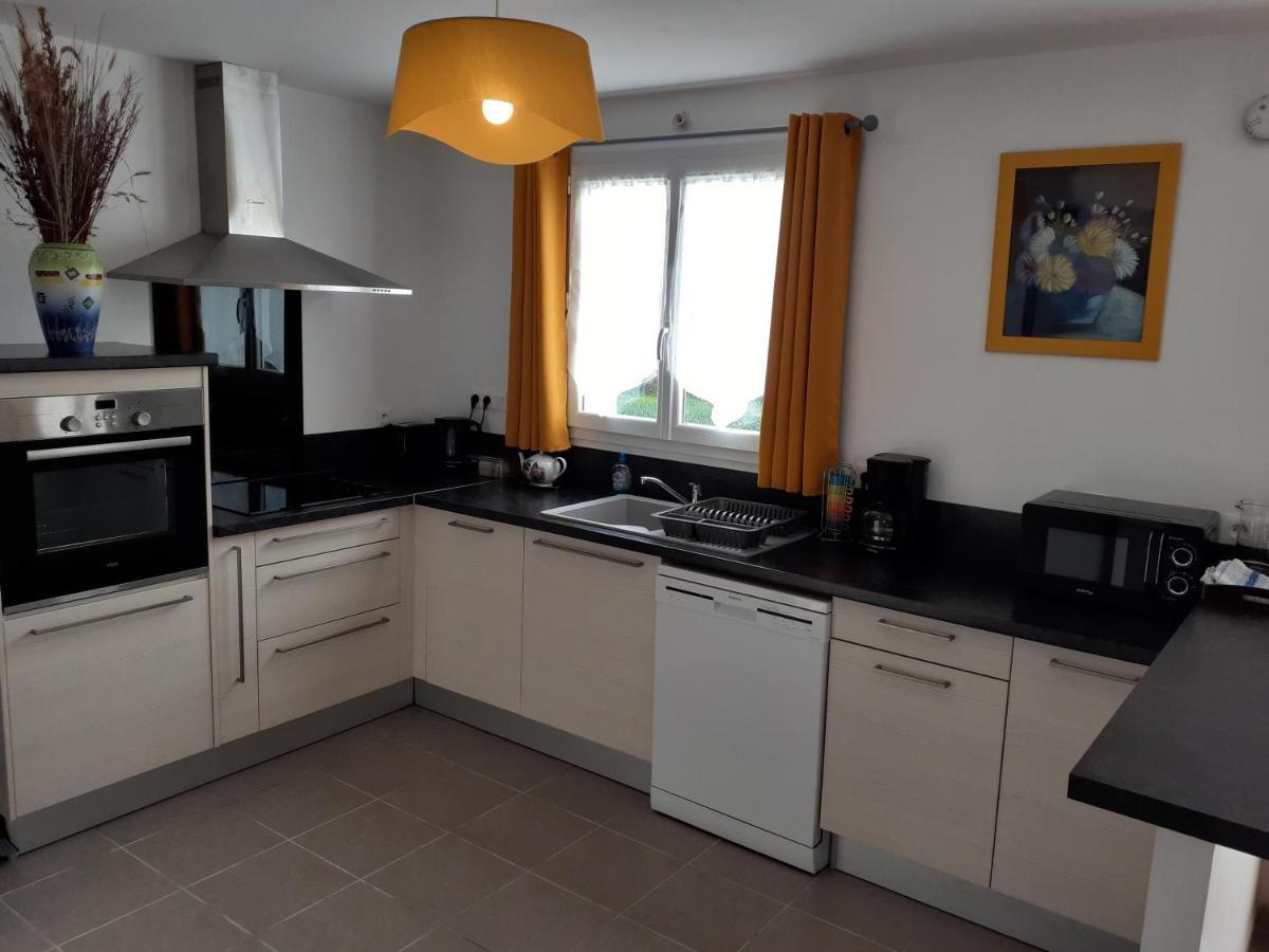 Les Lauriers De Lomagne Villa Lavit Exteriör bild